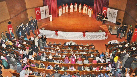 İstiklal Marşı´nın Kabulü ve Mehmet Akif Ersoy´u Anma Günü Programı Düzenlendi