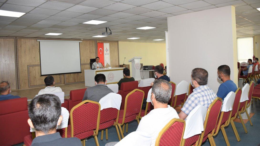 OKUL MÜDÜRLERİ BİLGİLENDİRME VE DEĞERLENDİRME TOPLANTILARI YAPILDI