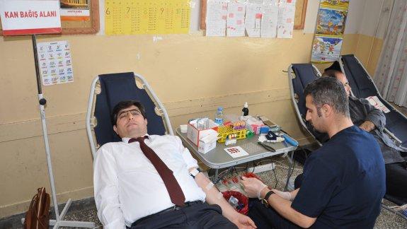 Eğitimciler, Kan Bağışı Kampanyasına Destek Vermeye Devam Ediyor