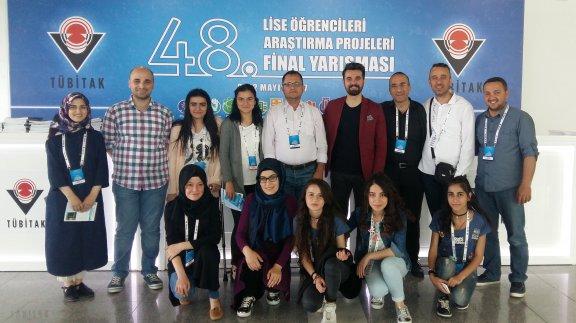 Tübitak Liseler Arası Türkiye Finalinde Batman Rüzgârı Esti