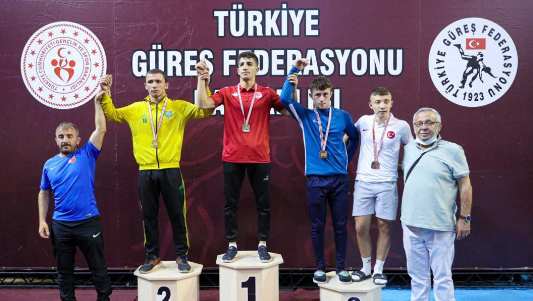 Veysel Karani AİHL Öğrencimiz, Türkiye Şampiyonu Oldu