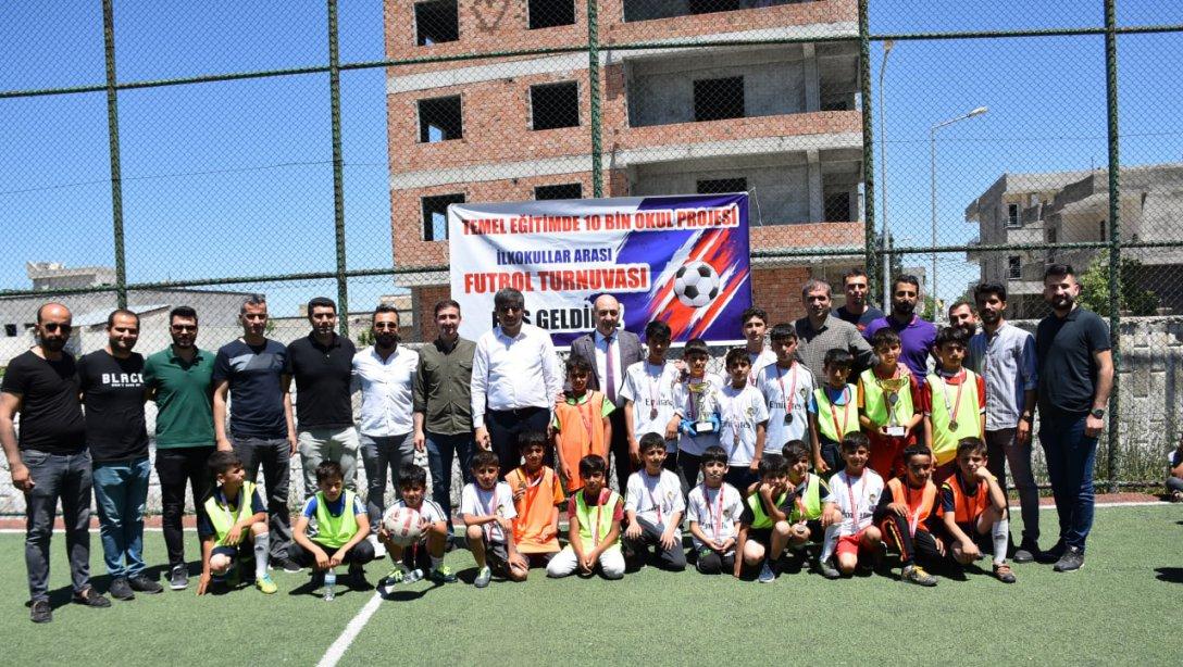 İlkokullar Arası Halı Saha Futbol Turnuvası Sona Erdi