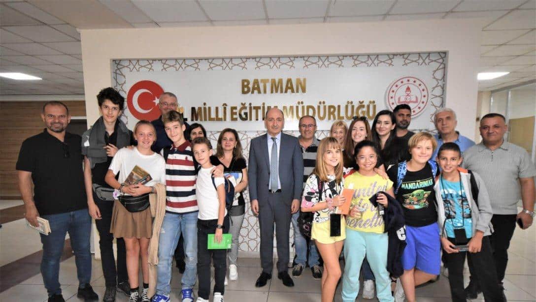 İspanya ve Romanyalı Öğrenci ve Eğitimciler İl Müdürümüzü Ziyaret Etti