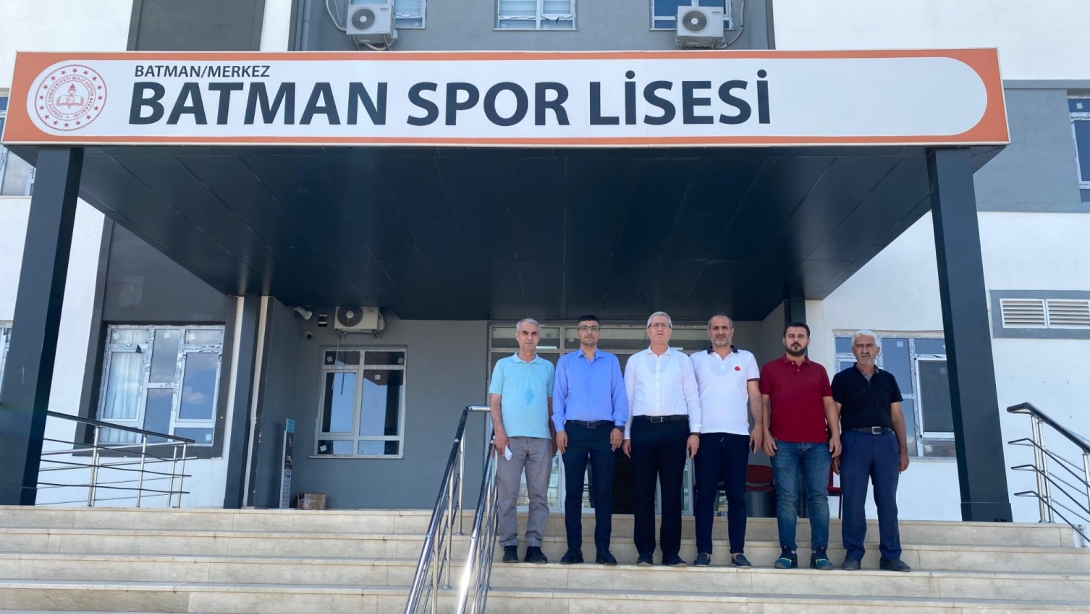 İl Müdürümüz Batman Spor Lisesi'ni Ziyaret Etti
